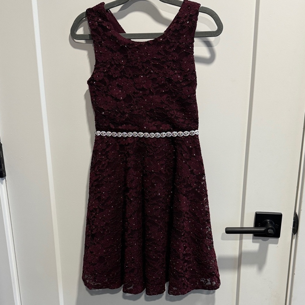Elegant Burgundy Lace Dress With Jeweled Belt Size 7 Speechless Kids